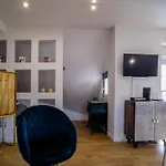Apartment Good Karma - Bright And Sophisticated With Balcony Lisbon