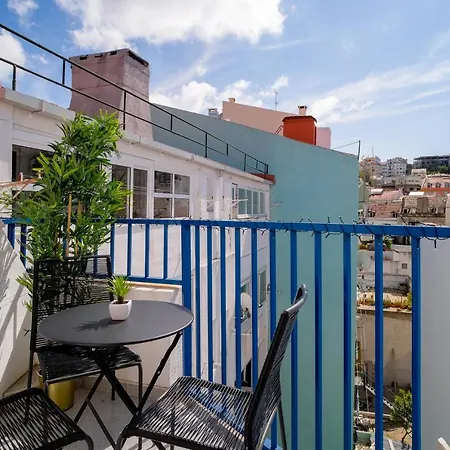 아파트 Good Karma - Bright And Sophisticated With Balcony