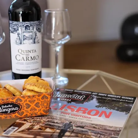 Apartment Good Karma - Bright And Sophisticated With Balcony