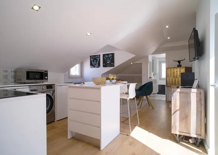 Διαμέρισμα Good Karma - Bright And Sophisticated With Balcony *