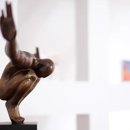 Апартаменти Good Karma - Bright And Sophisticated With Balcony